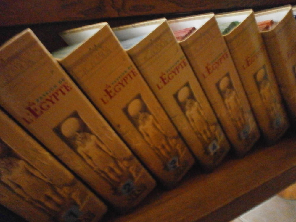 ATLAS de L' �GYPTE. 9 Classeurs. 40 Villequiers (18)