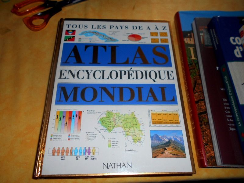 Atlas encyclop�dique mondial tous les pays de A � Z 20 Monflanquin (47)