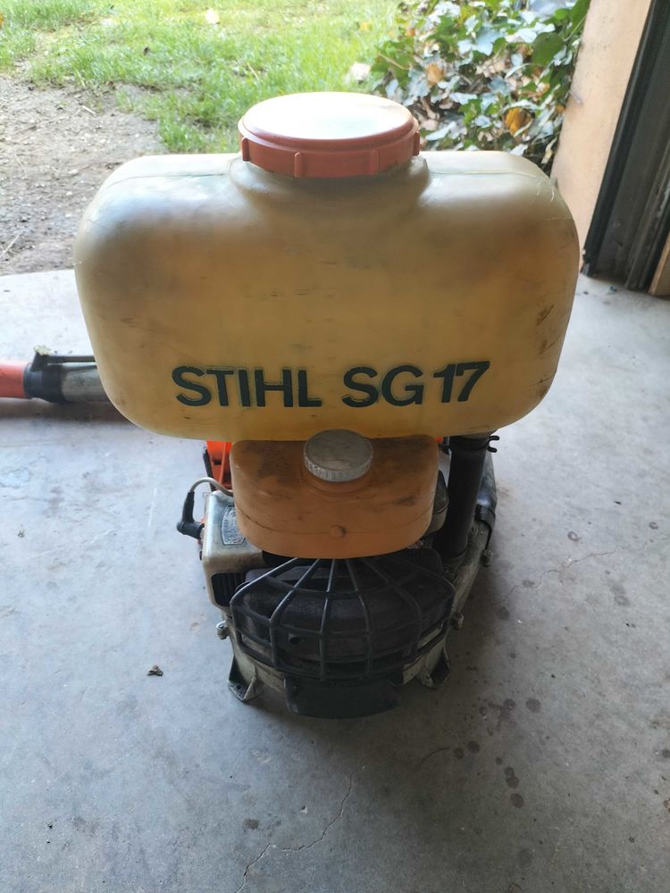 Atomiseur, sulfateuse, pulv�risateur Stihl SG 17 100 Charmes-sur-l'Herbasse (26)