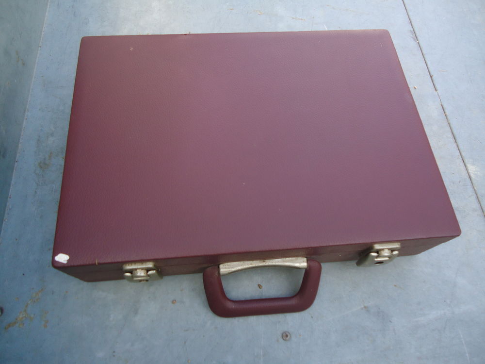 ATTACHE CASE 6 Portiragnes (34)
