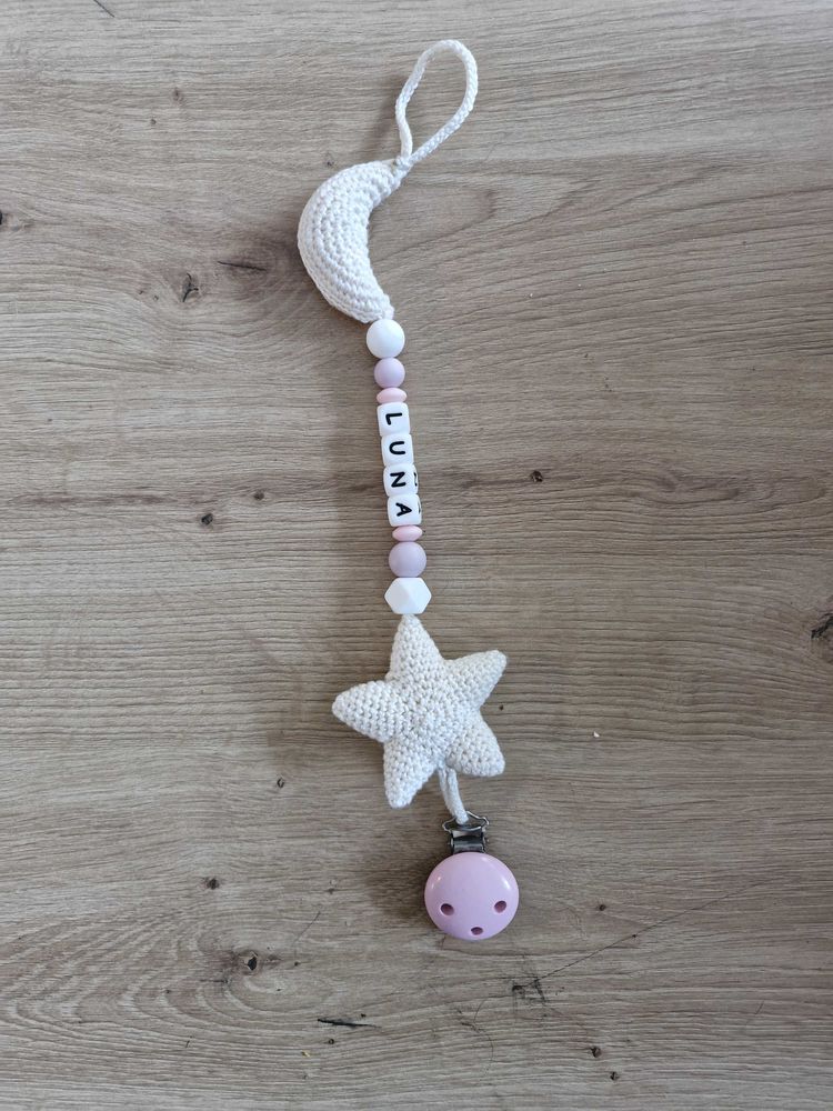 Attache t�tine personnalis� 13 Poilhes (34)