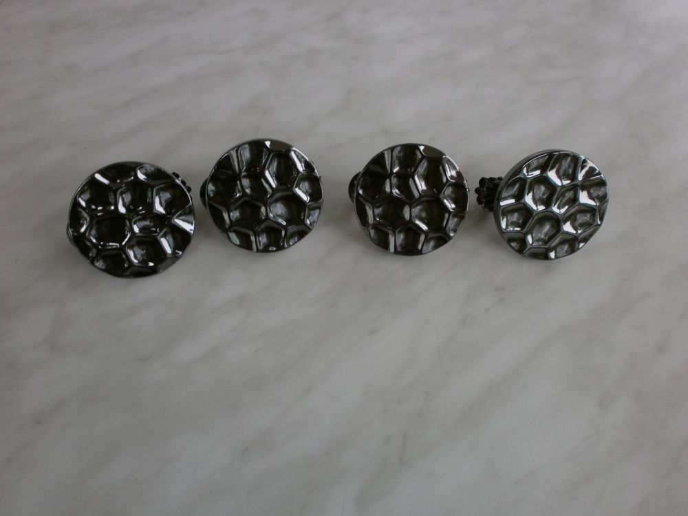 attaches rideaux lot de 4 prix 5� 5 Saint-Agnant (17)