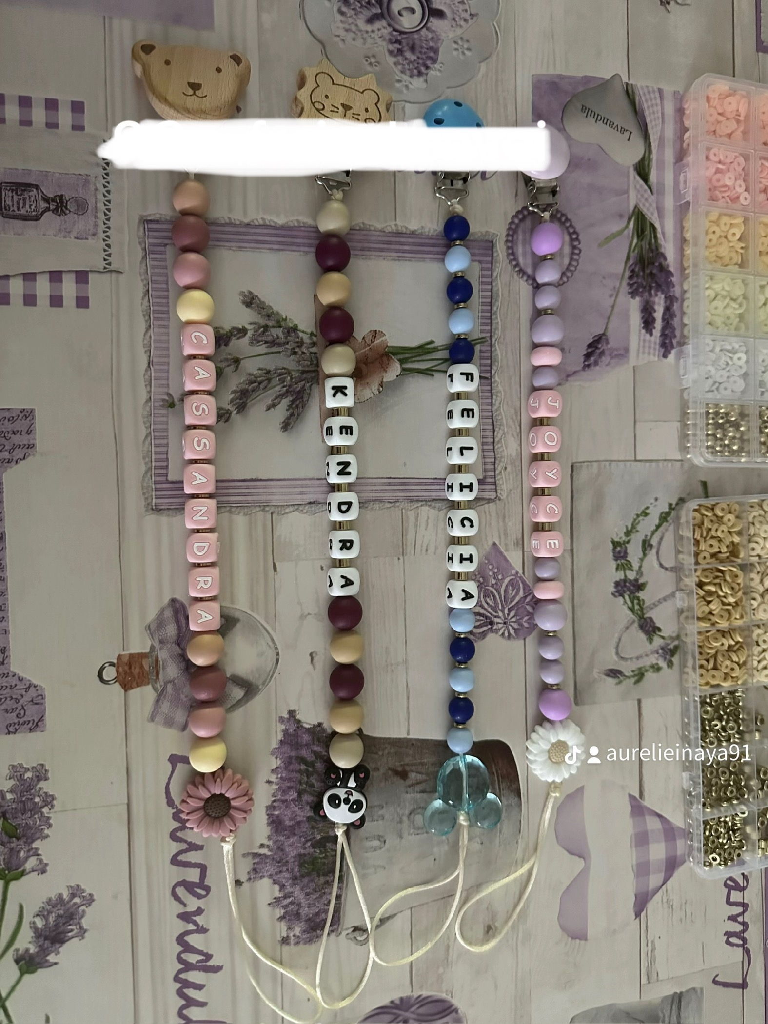 Attaches t�tines et t�l�phones personnalis�e et porte cl�s 10 Vigneux-sur-Seine (91)