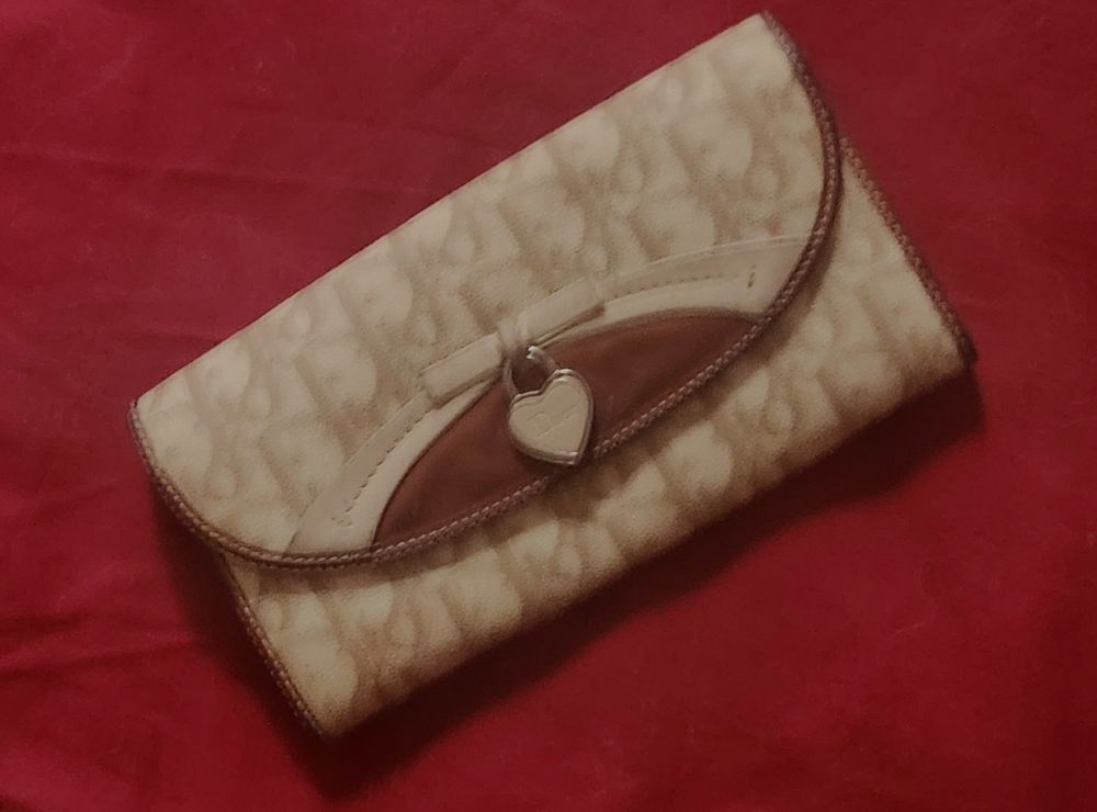 Authentique portefeuille femme Christian Dior N� visible 0 Digne-les-Bains (04)