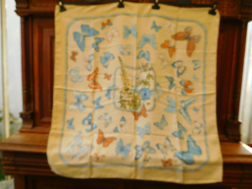 Authentique et v�ritable carr� Herm�s en soie  Farandole   - 170 Vitry-sur-Seine (94)