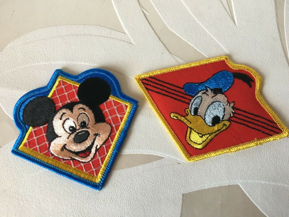 2 authentiques �CUSSONS PATCHES DISNEY des ann�es 80 MICKEY 5 Blaye (33)