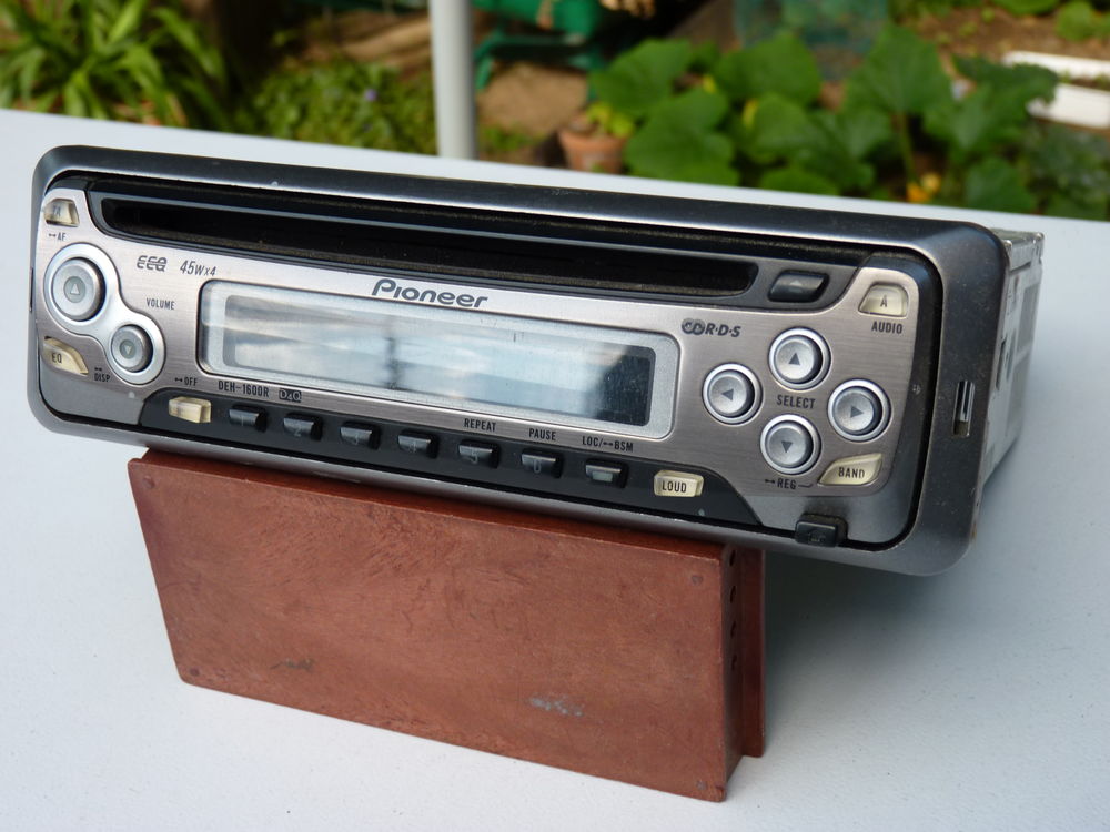 auto radio 45 Faches-Thumesnil (59)