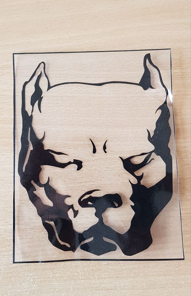 autocollant sticker
t�te de pitbull
couleur noir
19x14,5 cm 5 Carnon Plage (34)