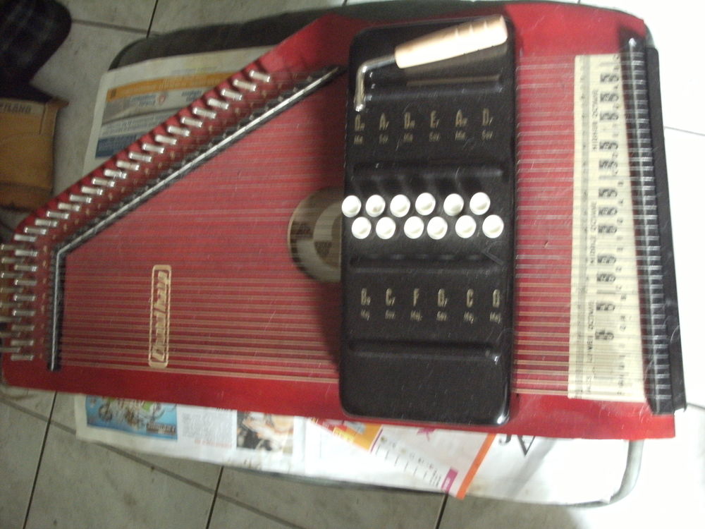 AUTOHARPE DE LA MARQUE CHORDHARP 250 Rablay-sur-Layon (49)