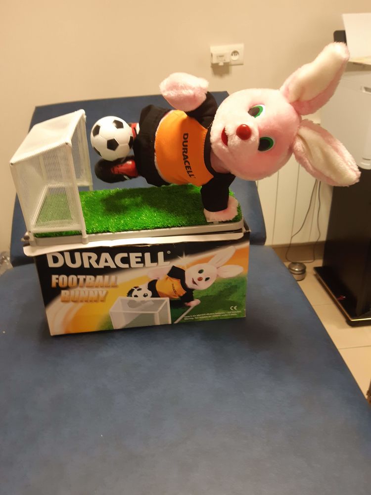 Automate Lapin  Duracell Football Bunny  25 Nieuil-l'Espoir (86)