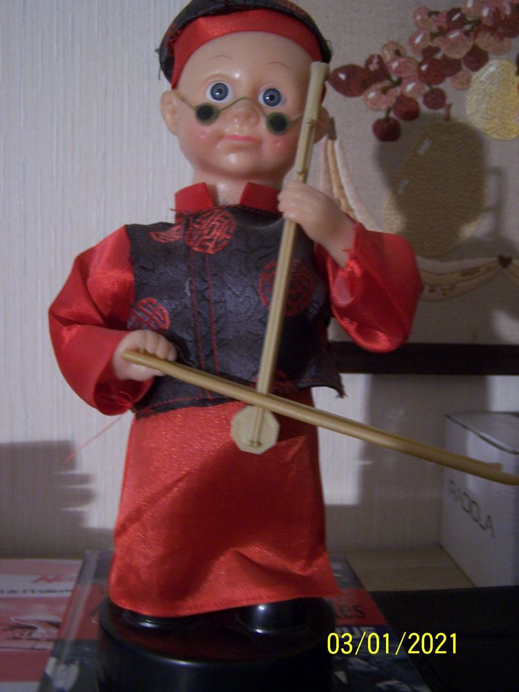 AUTOMATE MUSICIEN CHINOIS 25 Issy-les-Moulineaux (92)