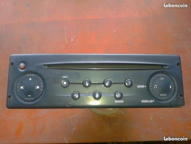 autoradio philps 20 Martigues (13)