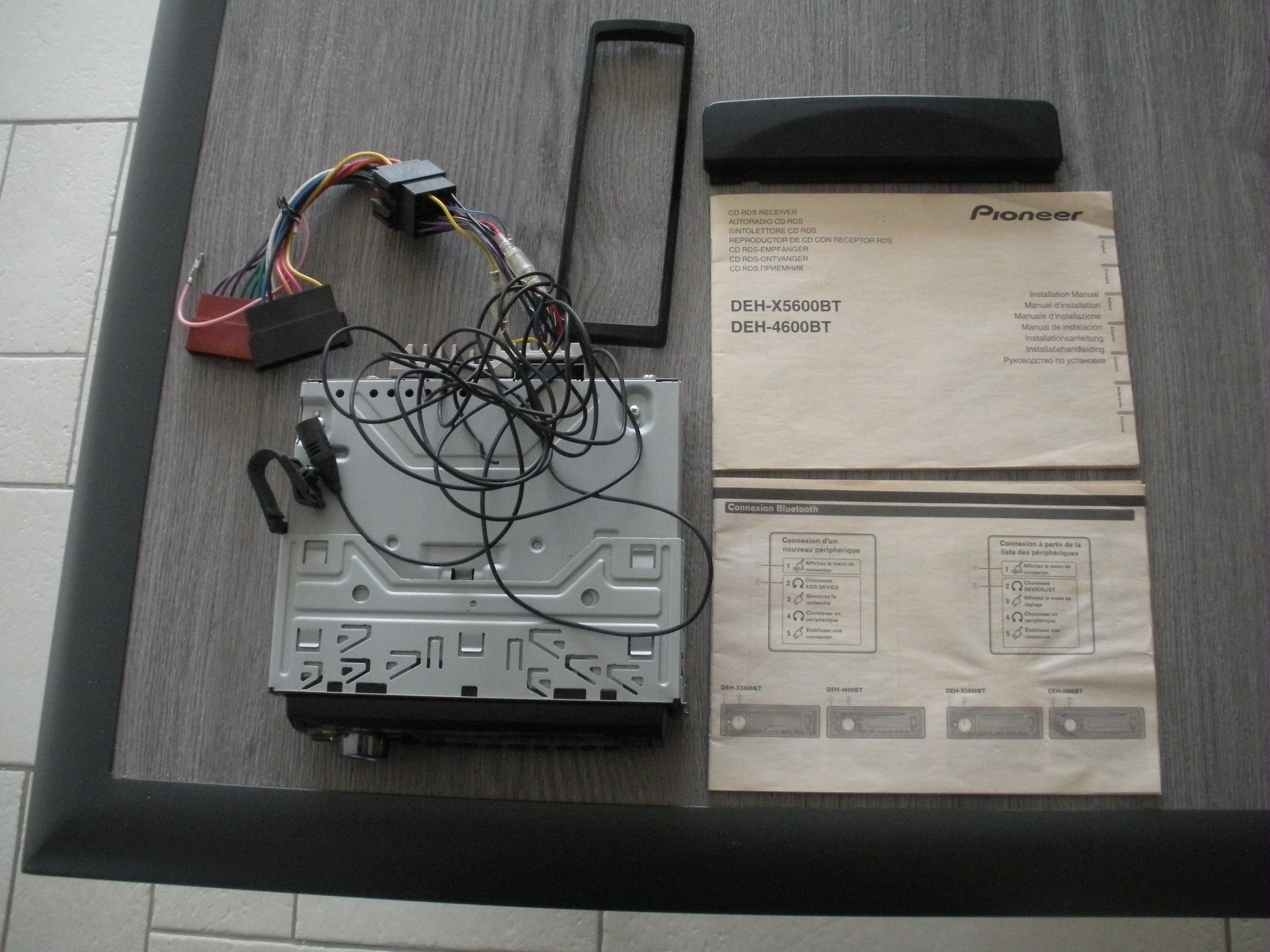 autoradio Pionner 40 Savign�-sur-Lathan (37)