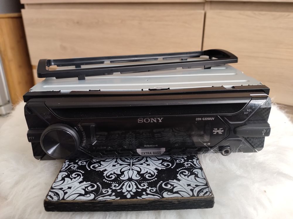 Autoradio sony 50 L'H�pital (57)