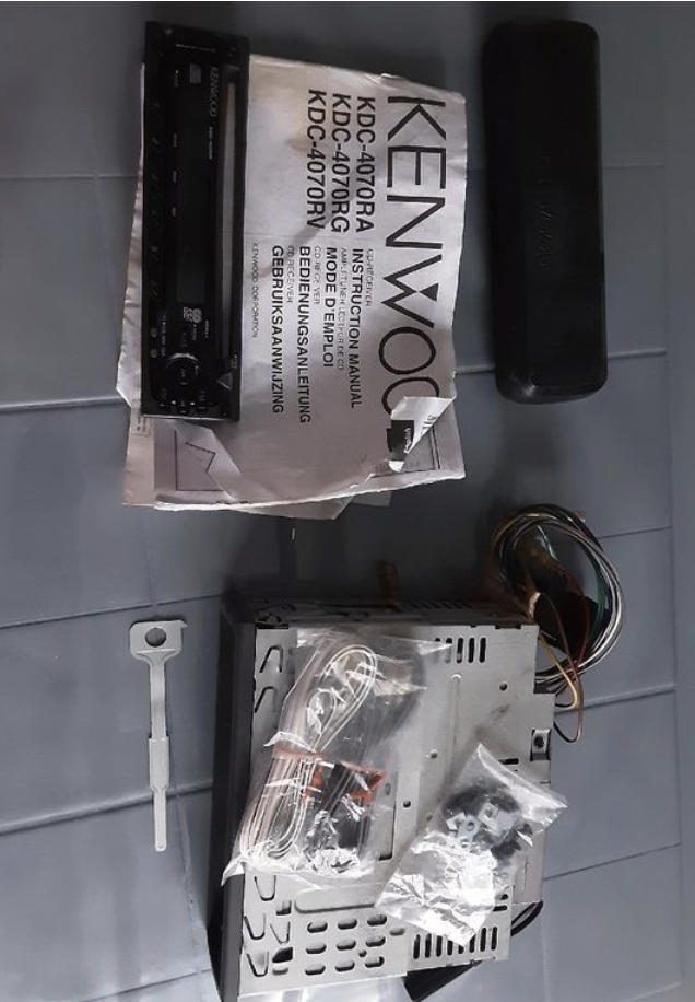 Autoradio voiture Kenwood 75 Sauxillanges (63)