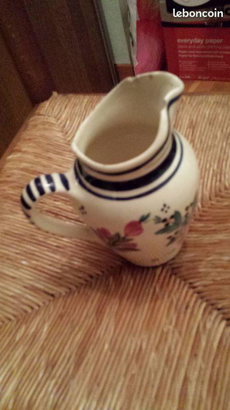 Pot � eau ou autre avec beau dessin -vintage 0 M�rignies (59)