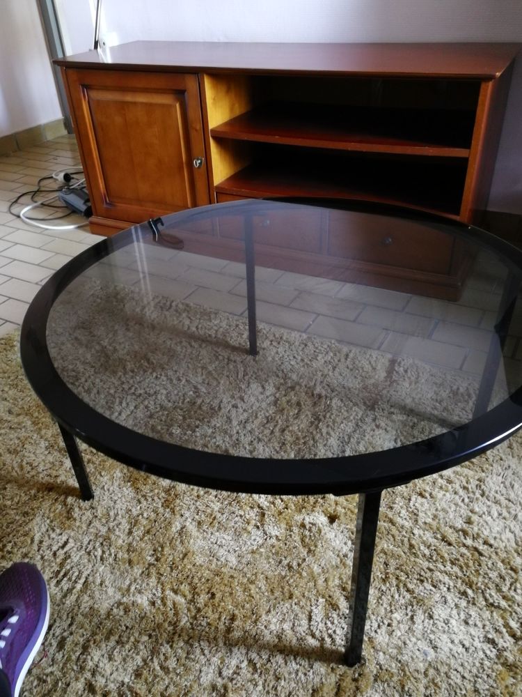 avant le 30/10  Table de salon 18 Saint-Aubin-le-Cloud (79)