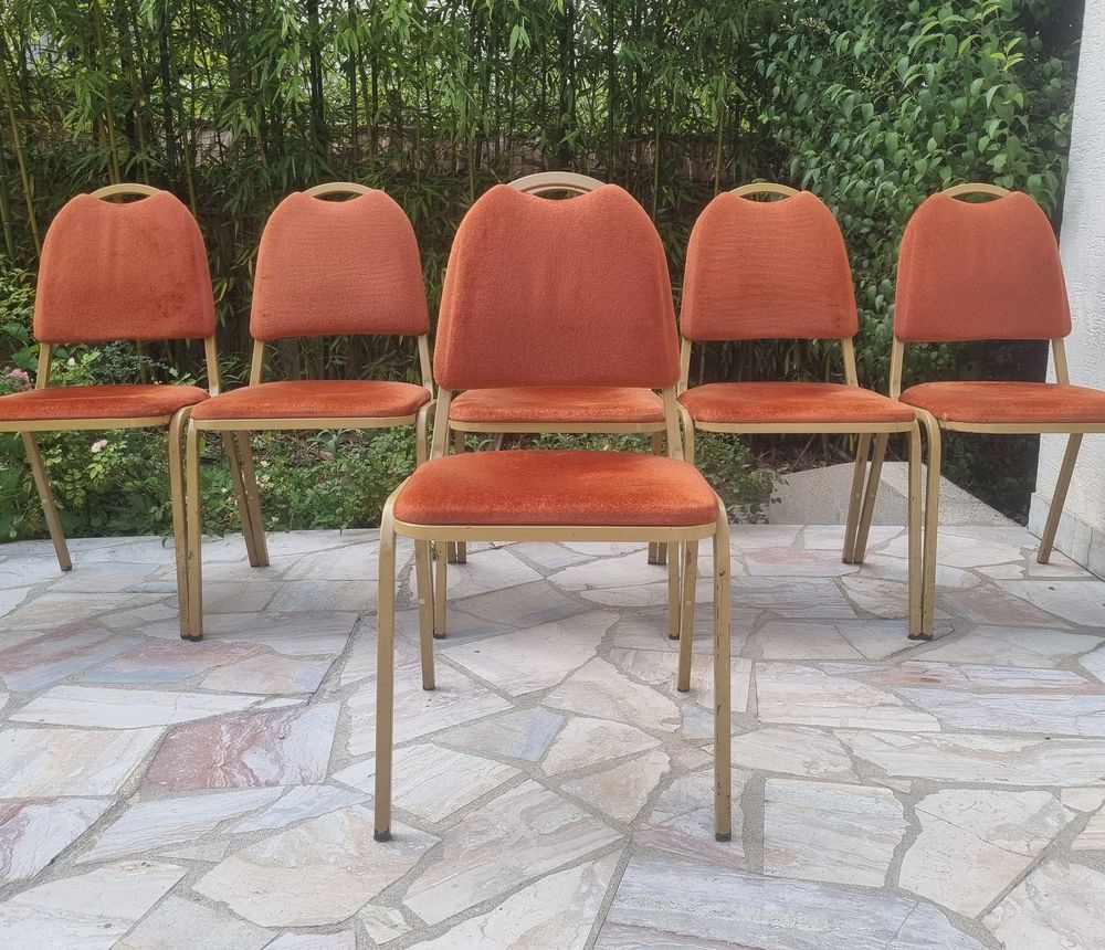 [ avant travaux] Lot 20 chaises TURINI marque BURGESS 1000 Noisy-le-Grand (93)