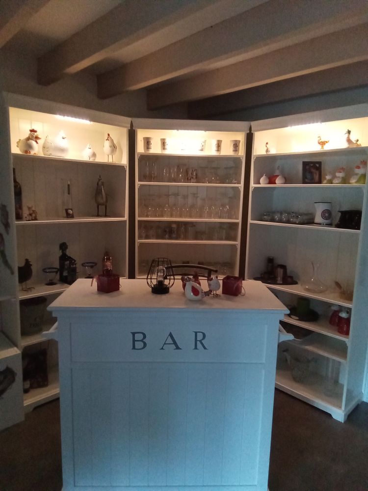 Bar avec armoires 0 Alos-Sibas-Abense (64)