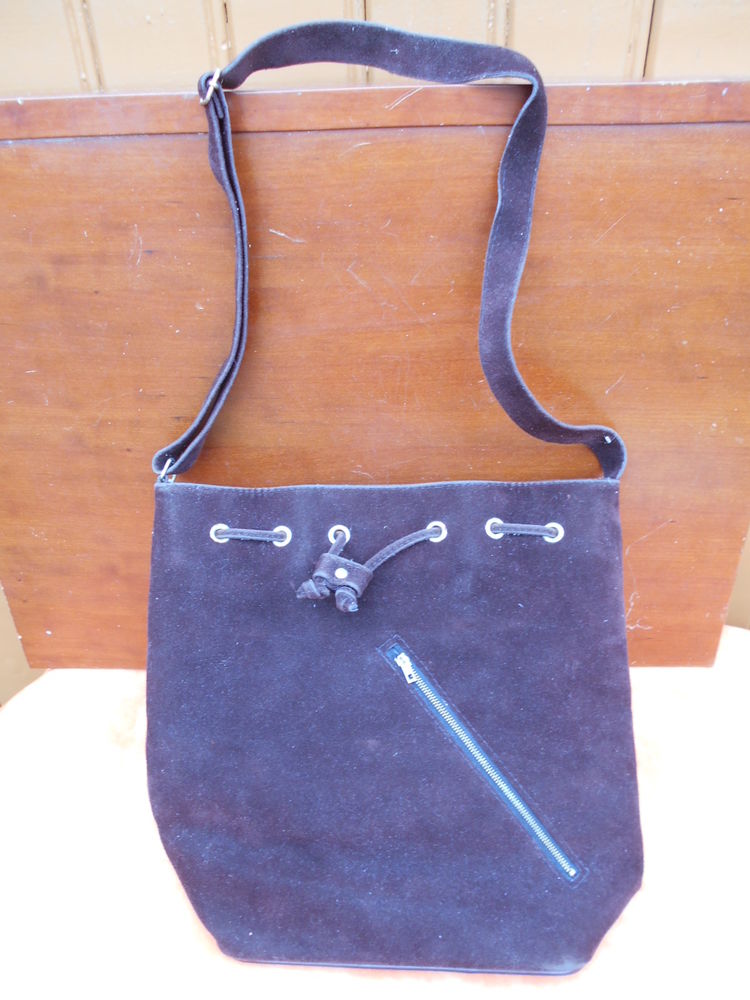 SAC avec bandouli�re 10 Dammarie-les-Lys (77)