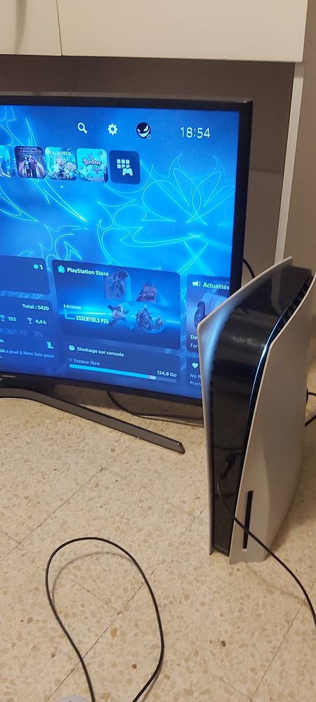 ps5 avec lecteur disque int�gr� 280 Toulon (83)