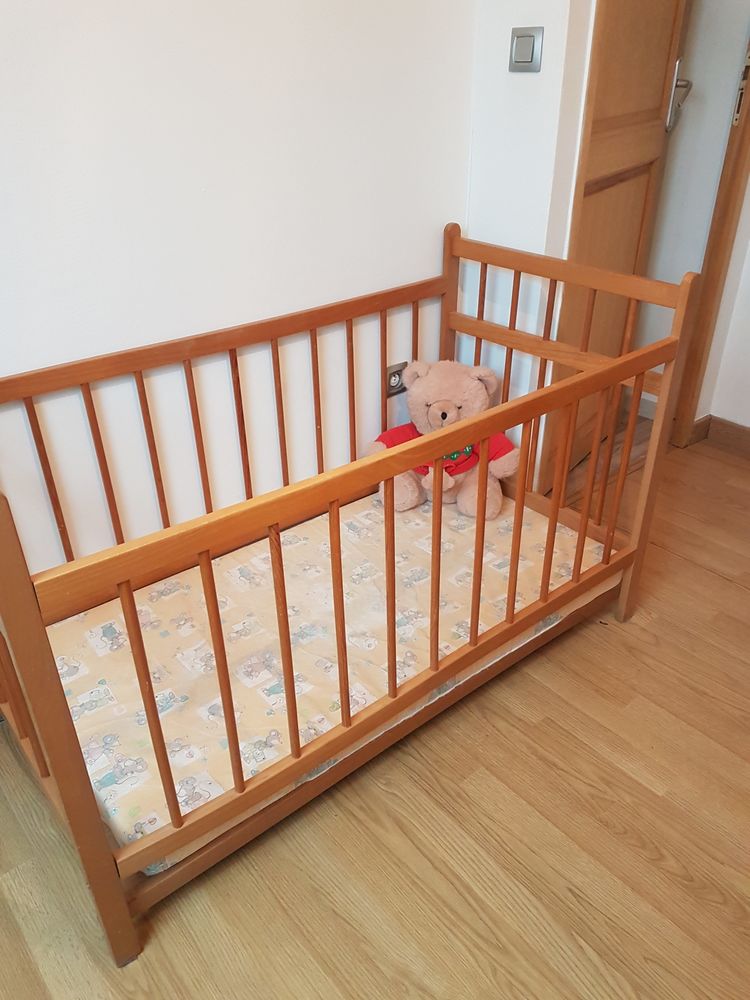 LIT BB avec Matelas neuf
50 Divion (62)