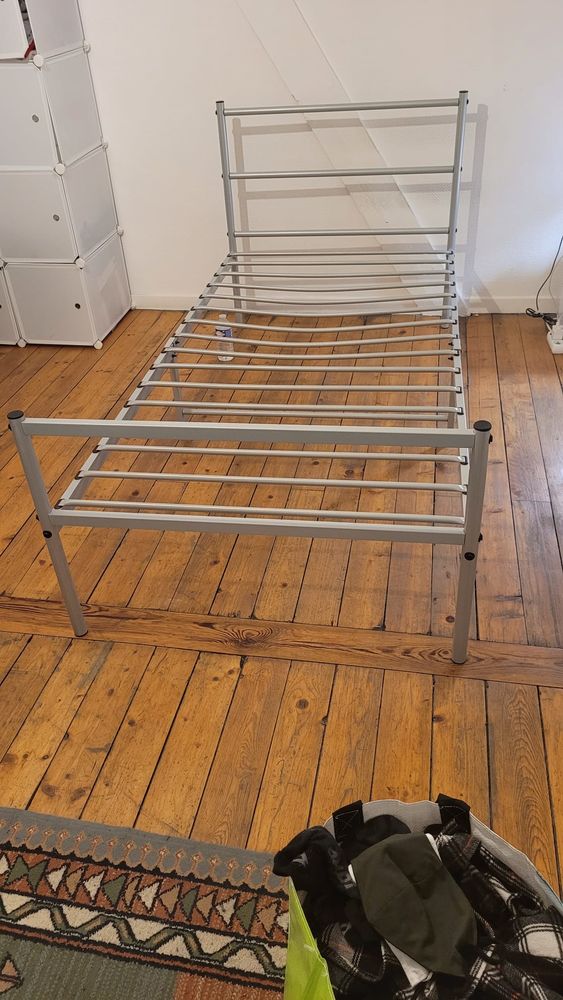 Lit avec matelas 150 Thionville (57)