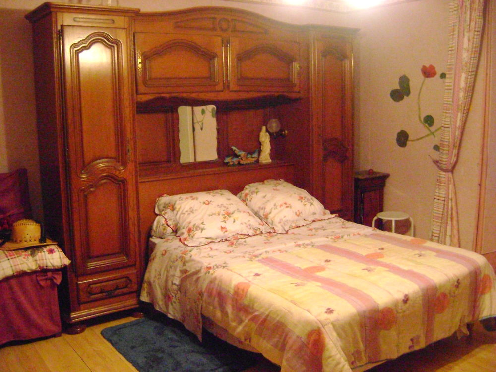 LIT  AVEC PONT COMPLET  PLUS SOMMIER ET MATELAS 120 Noidans-l�s-Vesoul (70)