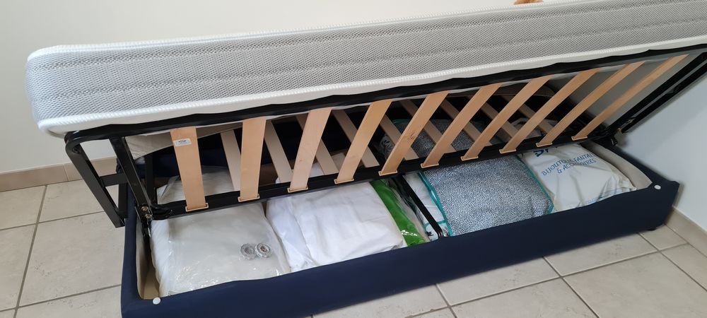 LIT 120 X 190 AVEC RANGEMENT ET SON MATELAS 90 Solli�s-Pont (83)