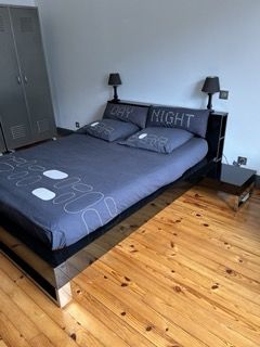 Lit avec t�te de lit et console 290 Pau (64)