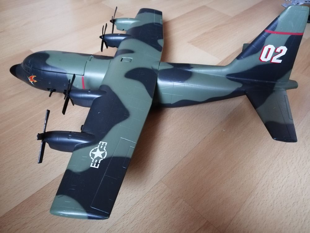 Avion C - 130   Battle Squads 25 Butry-sur-Oise (95)