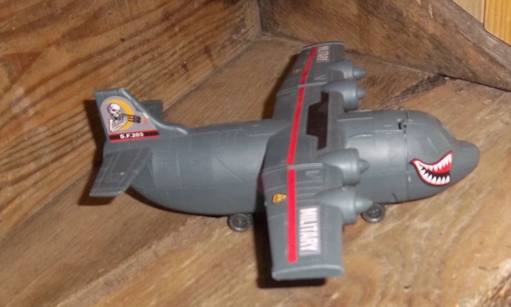 Avion military AC-130 Chap Mei 4 Colombier-Fontaine (25)