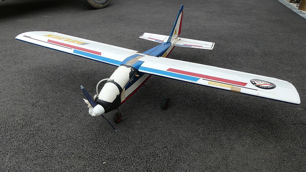 Avion mod�lisme Delphin Modelhob avec radiocommande Graupner 150 Burnhaupt-le-Haut (68)