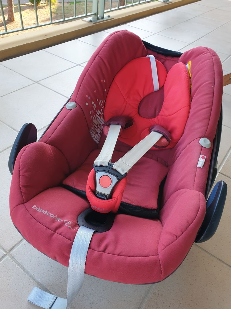 Baby Coque Si�ge Auto B�b� Confort Cosi Pebble + adaptateurs 40 Fr�jus (83)