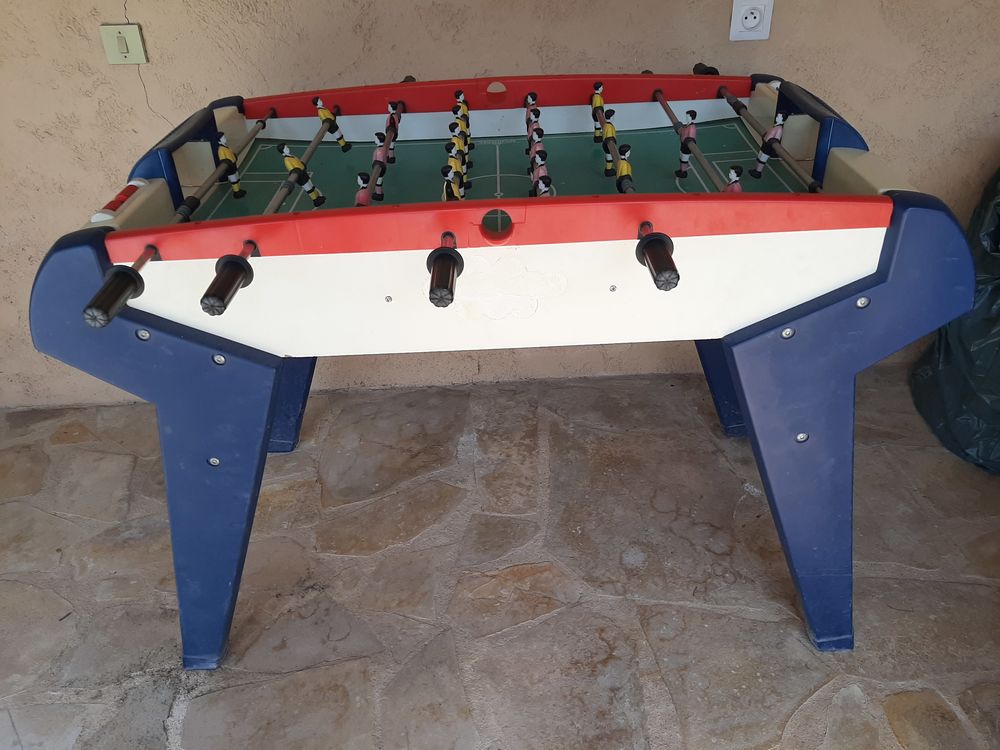 baby-foot 
Baby-foot Marque Monneret 20 Cagnes-sur-Mer (06)