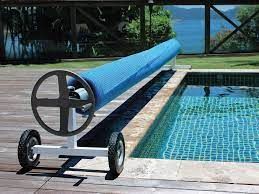 bache a bulles pour piscines avec enrouleur 300 Saint-Rapha�l (83)