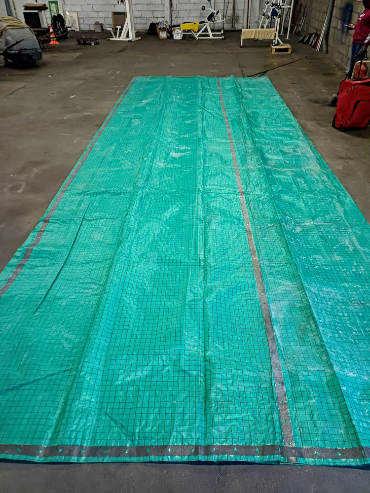 BACHE de PROTECTION �paisse et renforc�e 8x6m 65 Tours (37)