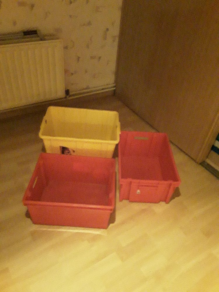 Lot de 3 bacs de rangement 8 Faches-Thumesnil (59)