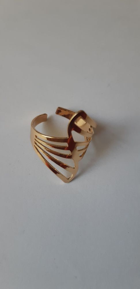 Bague ajustable en acier dor�e 5 La Seyne-sur-Mer (83)