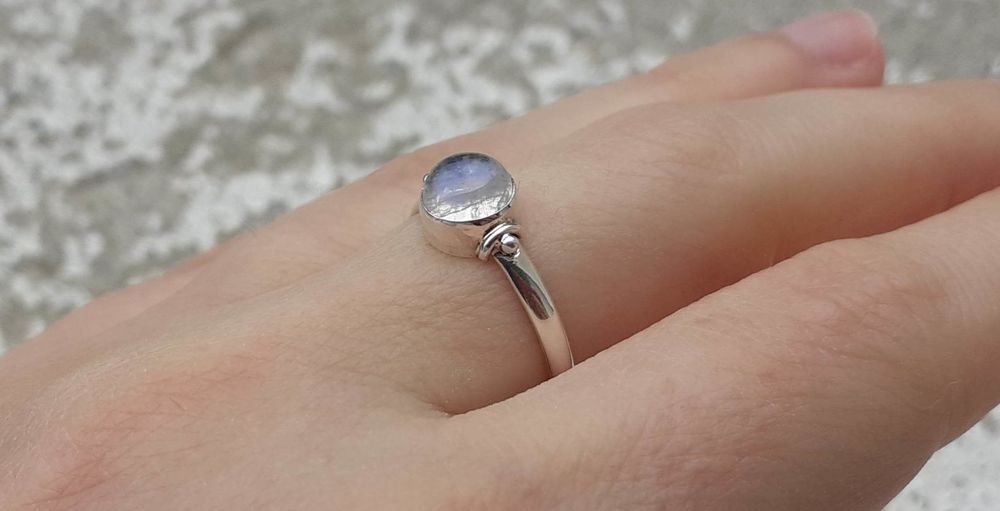 Bague argent 925 et Pierre de Lune - NEUVE - Taille 50 0 Vals-les-Bains (07)