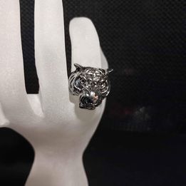 Bague avec t�te de tigre 3 La Fert�-sous-Jouarre (77)