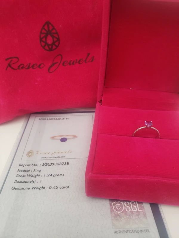 Bague or blanc 10k avec am�thyste et moissanite (T48) 190 Carri�res-sur-Seine (78)