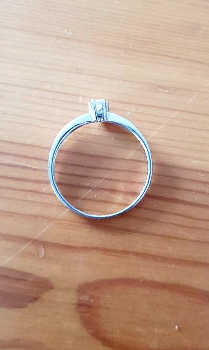 bague en or blanc diamant 200 Ch�tillon (92)