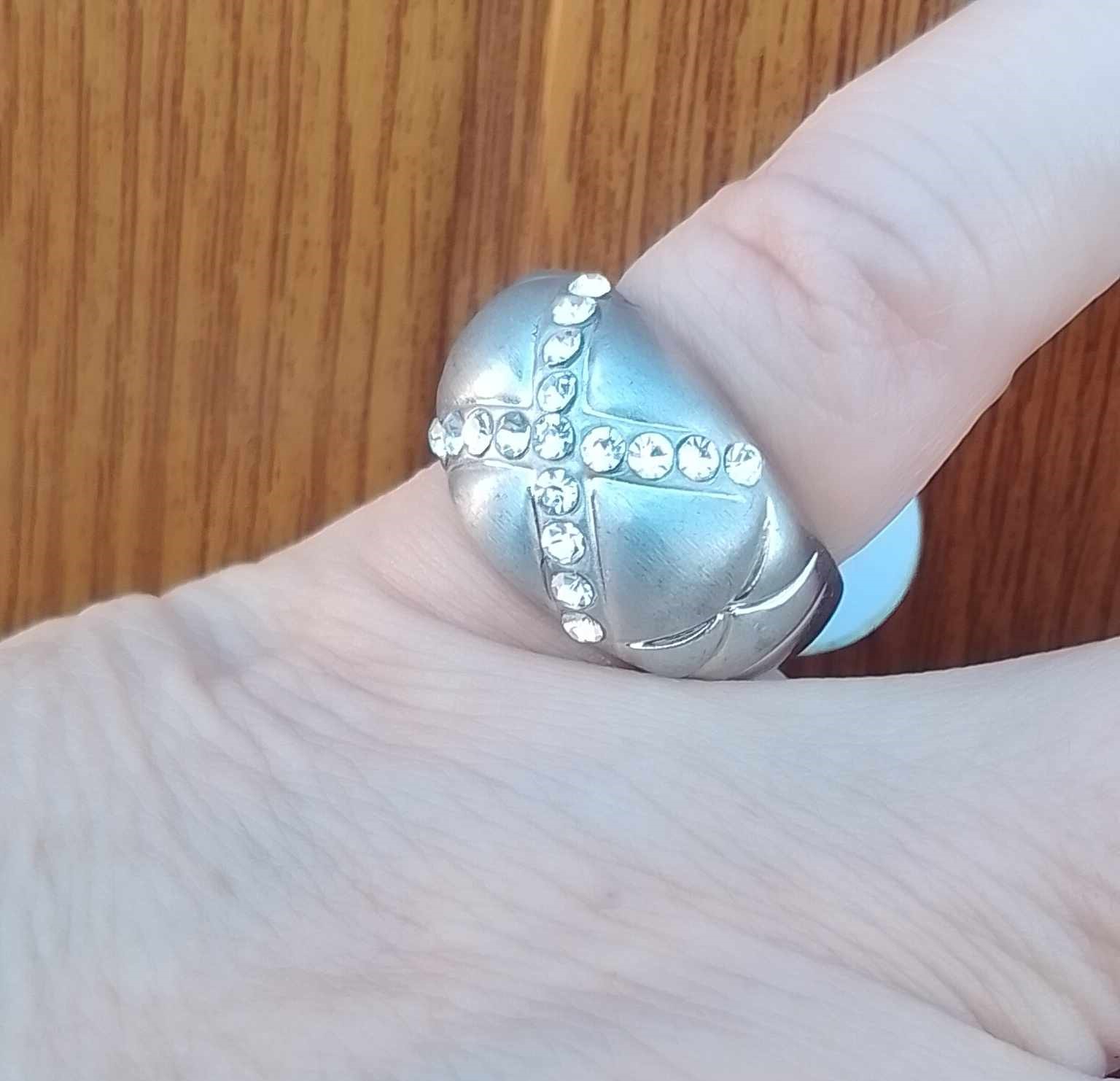 Bague Boule Fantaisie en Taille Size 17 avec Strass - Neuve 10 La Fert�-Alais (91)