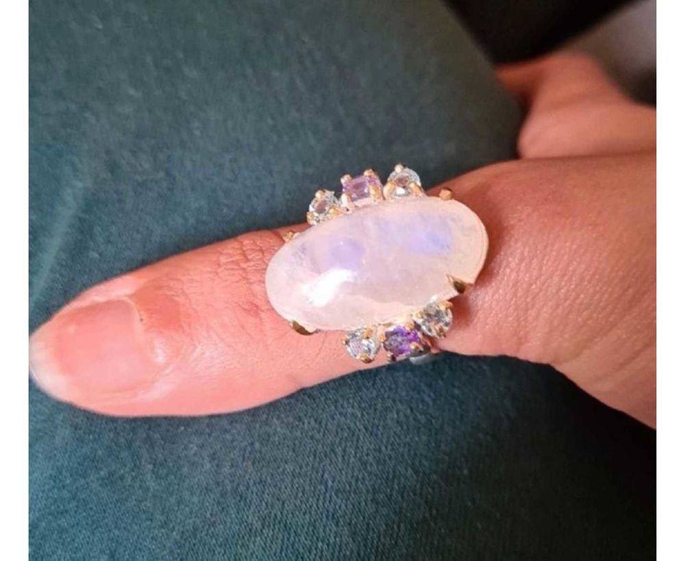 Bague de cr�ateur 100 Fr�jus (83)