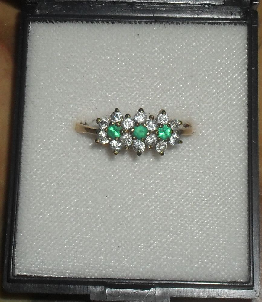 Bague 3 Emeraudes et diamants avec Poin�on. 1 Montreuil (93)