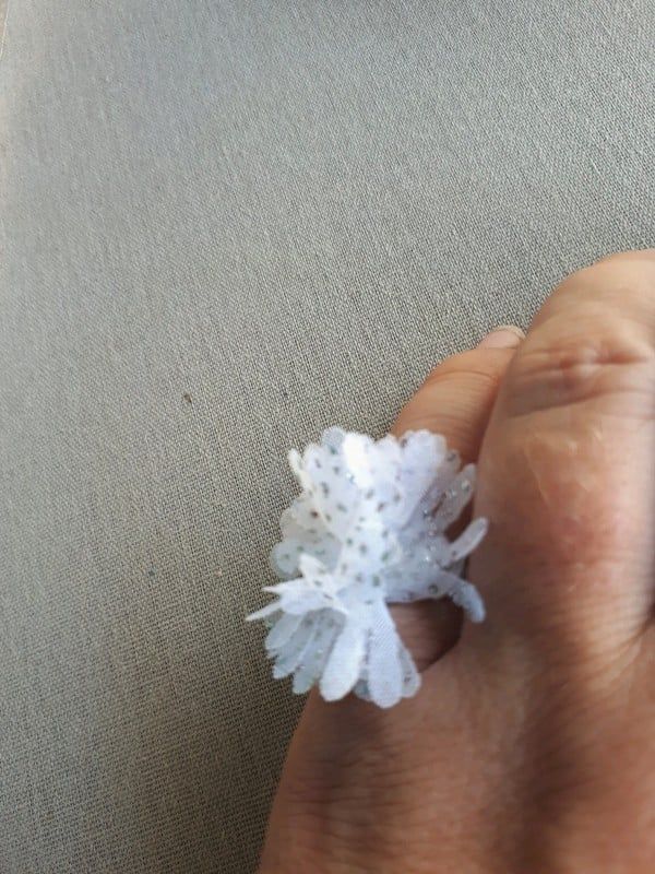 Bague fleur blanc et argent� 1 La Fert�-sous-Jouarre (77)