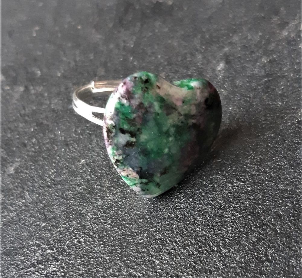 bague pierre rubis sur Zo�site en forme de coeur 4 La Seyne-sur-Mer (83)