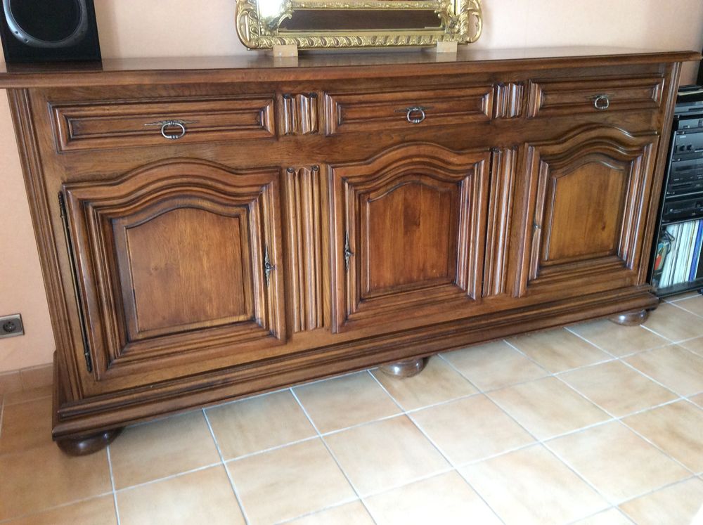 Bahut en ch�ne massif 0 Savins (77)