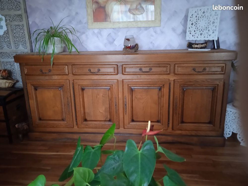 Bahut ch�ne massif 850 Courtenay (45)